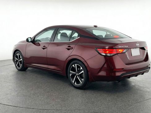 Used 2025 Nissan Sentra SV image 6