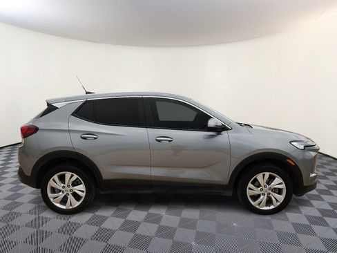 Used 2024 Buick Encore GX Preferred w/ Comfort Package AWD/4WD image 5