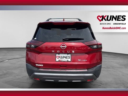 Used 2023 Nissan Rogue SL AWD/4WD image 10