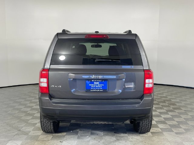 Used 2017 Jeep Patriot Sport w/ Power Value Group AWD/4WD image 13
