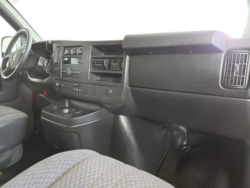 Used 2014 GMC Savana 1500 LT w/ LT Preferred Equipment Group AWD/4WD image 30