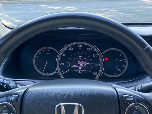 Used 2014 Honda Accord EX-L image 23