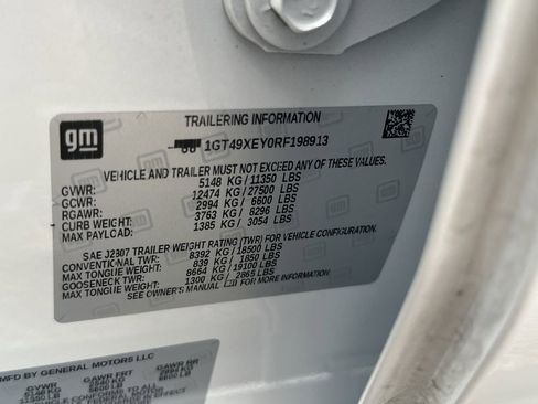 Certified 2024 GMC Sierra 2500 Denali Ultimate AWD/4WD image 40