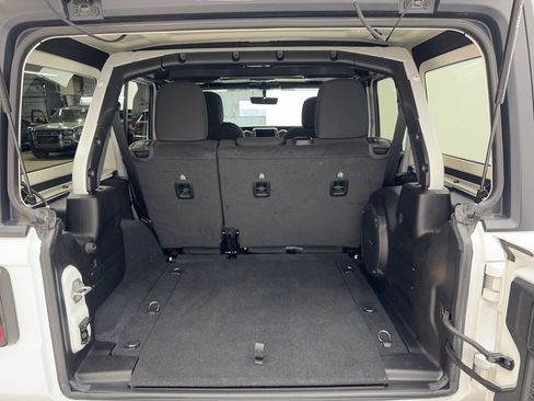 Used 2022 Jeep Wrangler Unlimited Sport image 71
