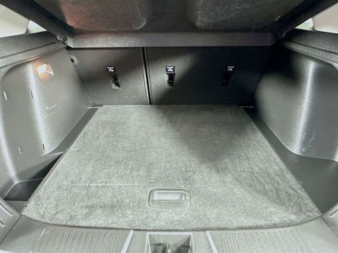 Used 2024 Chevrolet Trax LT w/ Driver Confidence Package image 32