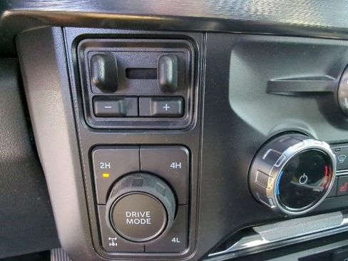 Used 2025 Ford F350 Lariat w/ Lariat Ultimate Package AWD/4WD image 20