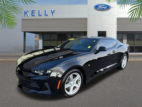 Used 2016 Chevrolet Camaro LT RWD image 1
