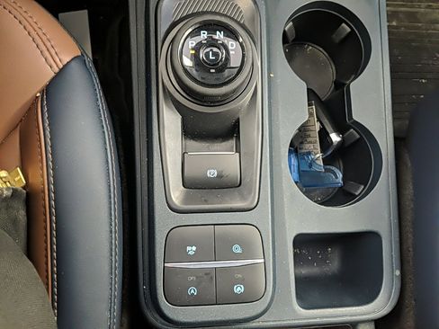 Used 2022 Ford Maverick Lariat w/ Lariat Luxury Package image 26