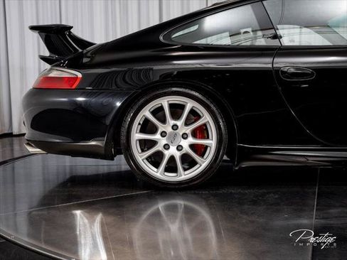 Used 2004 Porsche 911 GT3 RWD image 17