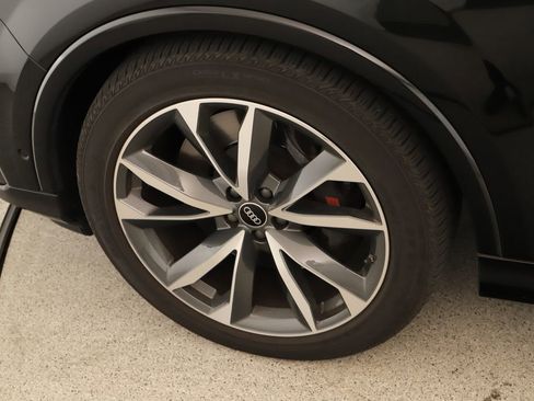 Certified 2023 Audi SQ7 Prestige AWD/4WD image 37