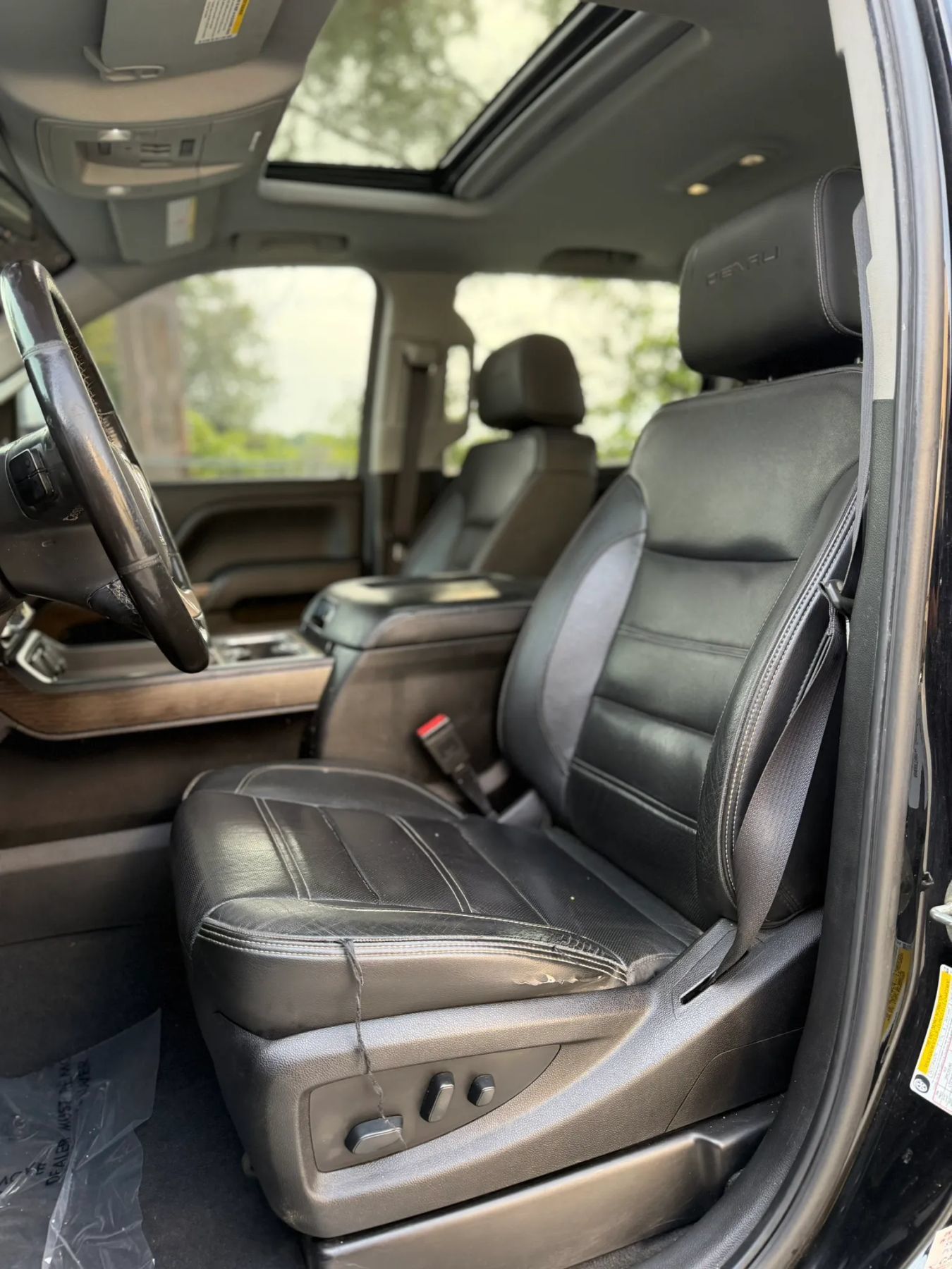Used 2019 GMC Sierra 3500 Denali AWD/4WD image 12