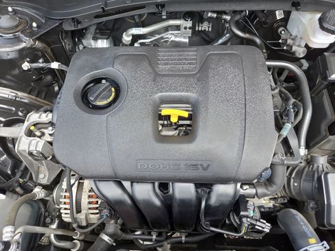 Used 2021 Kia Seltos EX AWD/4WD image 17
