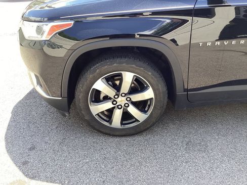 Used 2018 Chevrolet Traverse LT w/ LPO, Floor Liner Package AWD/4WD image 30