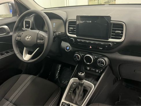 Certified 2026 Hyundai Venue SEL image 21