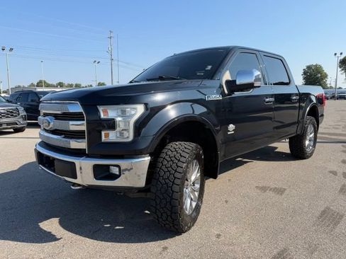 Used 2017 Ford F150 King Ranch w/ Equipment Group 601A Luxury AWD/4WD image 4