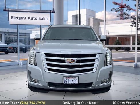 Used 2015 Cadillac Escalade 2WD image 2