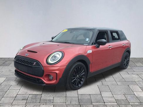 Used 2021 MINI Cooper Clubman S w/ Signature Upholstery Package FWD image 3