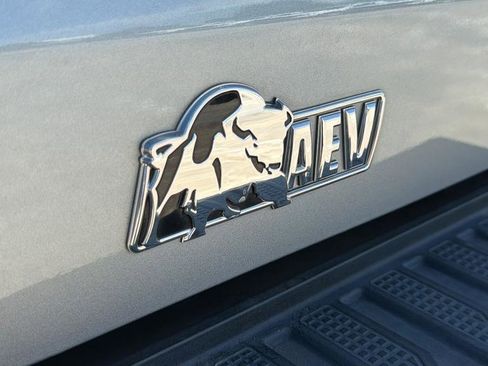 Used 2023 GMC Sierra 1500 AT4X w/ AT4X AEV Edition AWD/4WD image 42