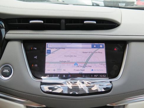 New 2026 Cadillac XT5 Premium Luxury w/ Driver Assist Package FWD image 18
