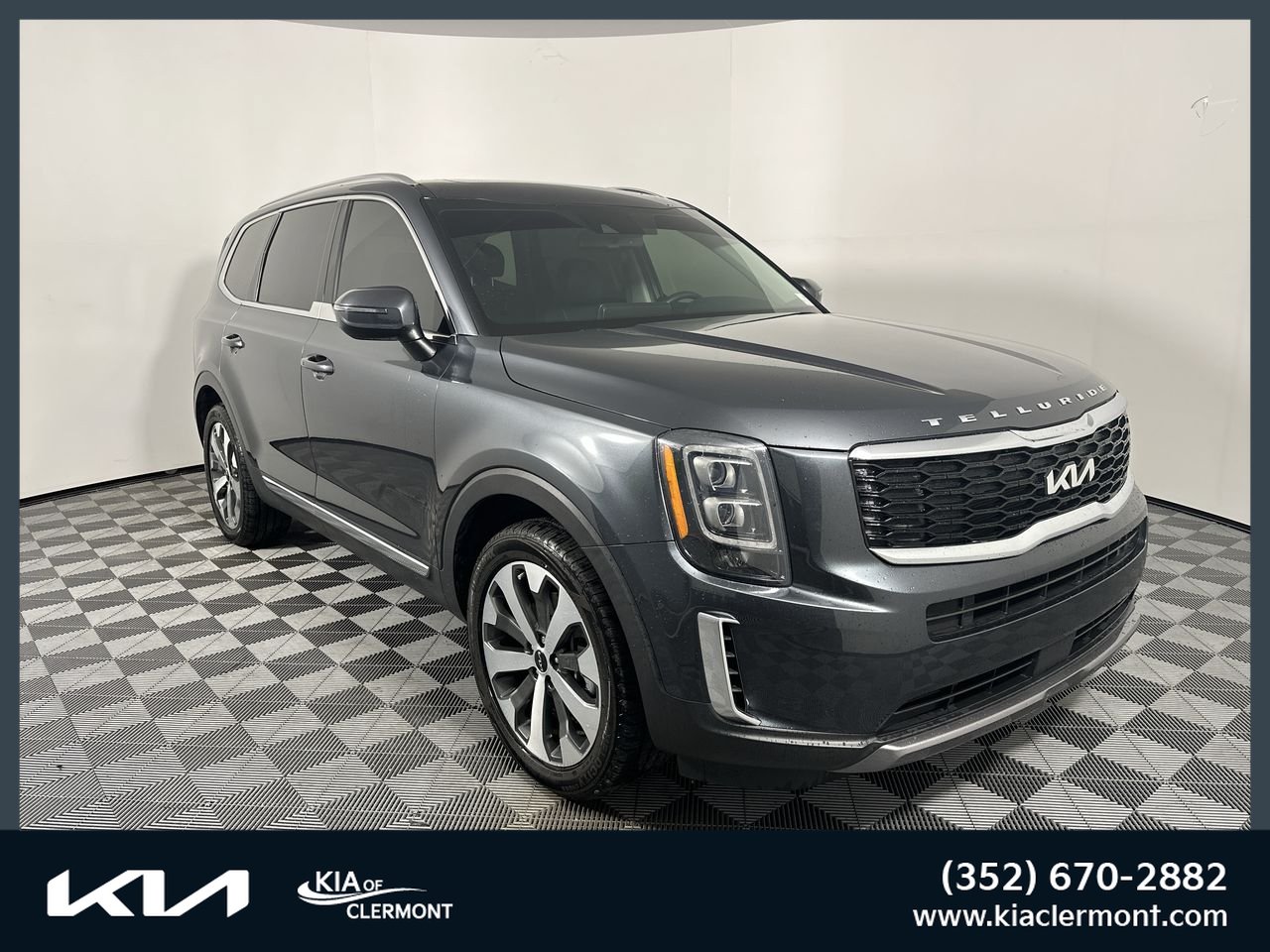 Used 2022 Kia Telluride EX w/ EX Premium Package FWD image 1