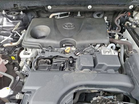Used 2024 Toyota RAV4 LE AWD/4WD image 29