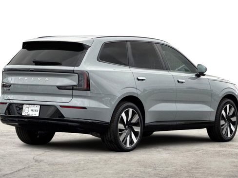 New 2025 Volvo EX90 Plus w/ Protection Package Premier image 2