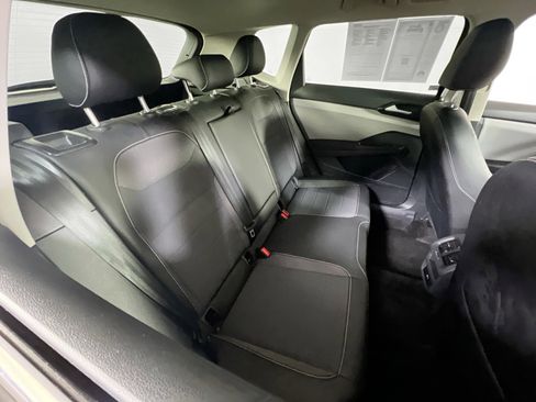 Used 2023 Volkswagen Taos SE image 26