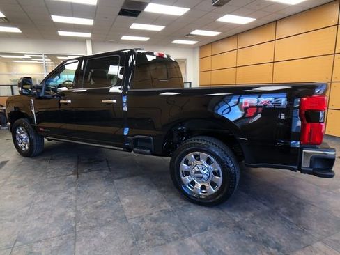 New 2026 Ford F250 Lariat w/ Lariat Ultimate Package image 5