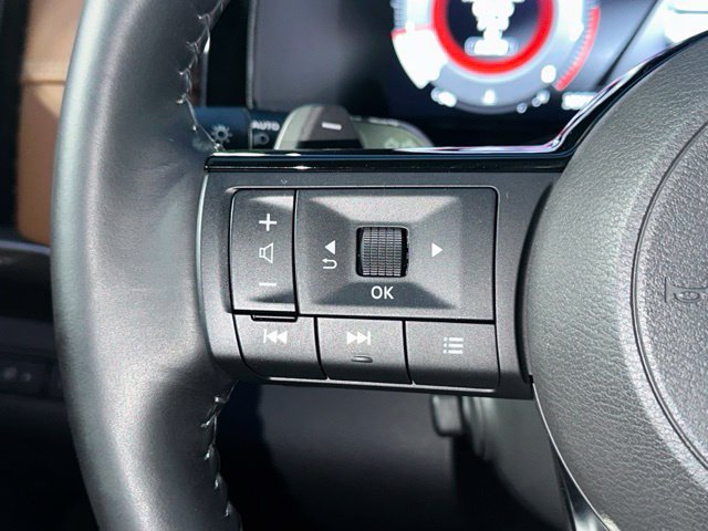 Used 2023 Nissan Pathfinder Platinum AWD/4WD image 38