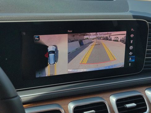 Used 2021 Mercedes-Benz GLE 350 4MATIC image 27