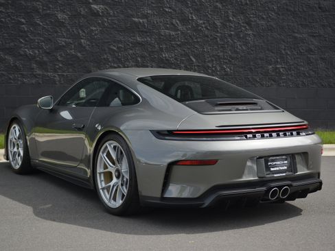 Certified 2026 Porsche 911 GT3 RWD image 3
