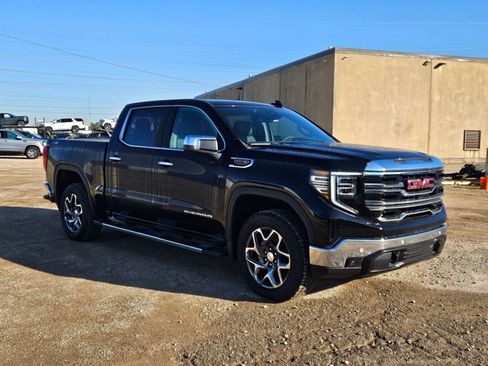 New 2026 GMC Sierra 1500 SLT w/ SLT Premium Plus Package image 8
