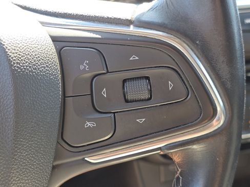 Certified 2020 Buick Encore GX Preferred w/ Cold Weather Comfort Package FWD image 13