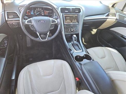Used 2015 Ford Fusion Titanium image 23