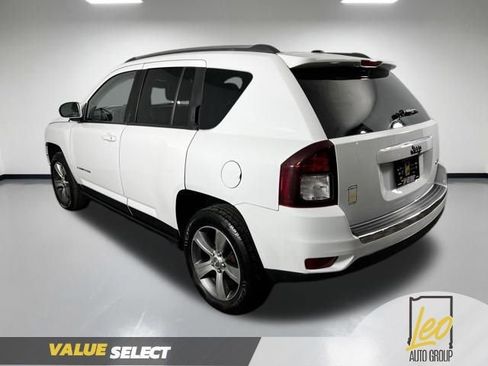Used 2016 Jeep Compass High Altitude image 8