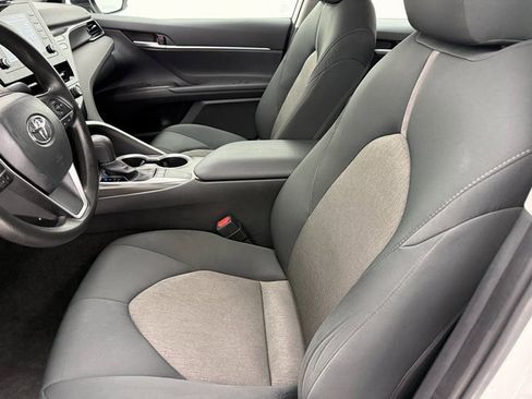 Used 2024 Toyota Camry LE image 25