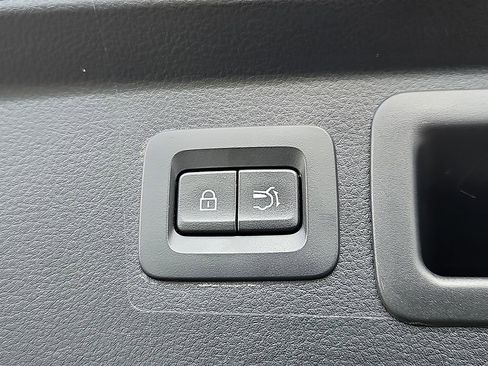 Used 2025 MAZDA CX-50 AWD 2.5 S w/ Preferred Package image 31