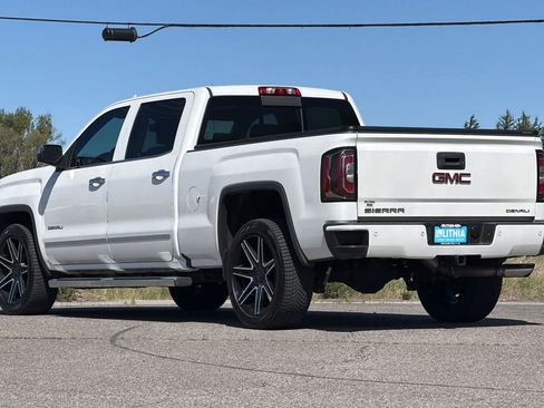 Used 2016 GMC Sierra 1500 Denali w/ Enhanced Driver Alert Package AWD/4WD image 6