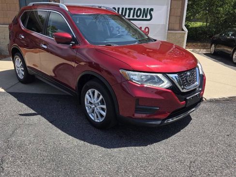 Used 2018 Nissan Rogue SV w/ Premium Package AWD/4WD image 1
