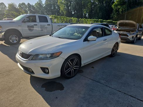 Used 2013 Honda Accord LX-S image 2
