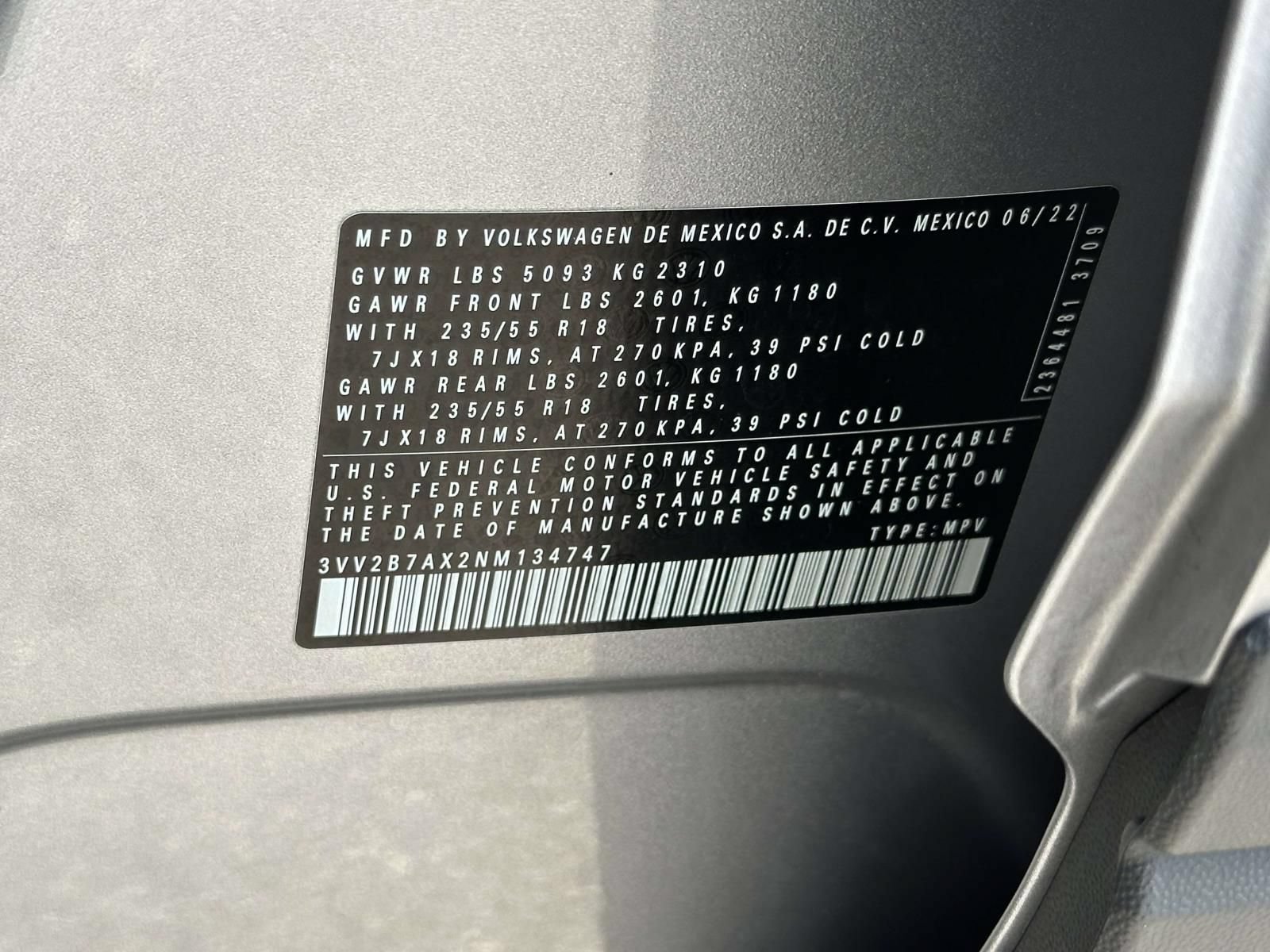 Used 2022 Volkswagen Tiguan SE AWD/4WD image 25