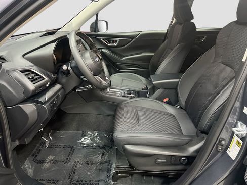 Used 2024 Subaru Forester Premium AWD/4WD image 21