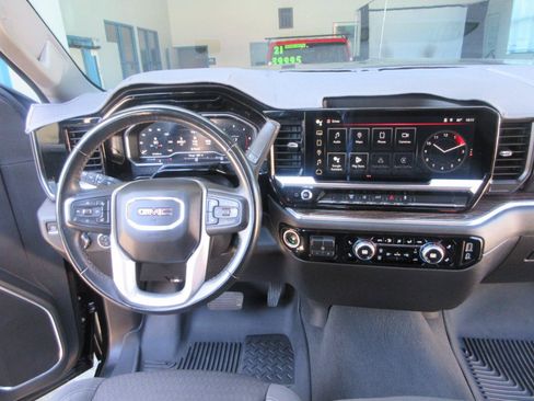 Used 2024 GMC Sierra 2500 SLE w/ SLE Convenience Package AWD/4WD image 33