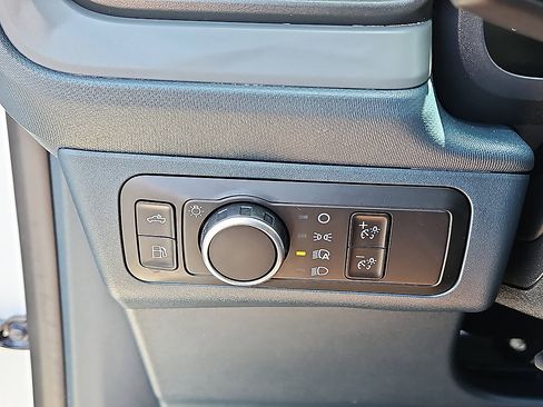 Used 2025 Ford Maverick XL FWD image 19