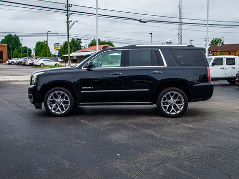 Used 2018 GMC Yukon Denali w/ Open Road Package AWD/4WD image 4