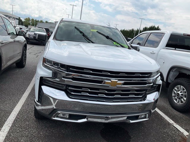 Used 2019 Chevrolet Silverado 1500 LTZ w/ LTZ Convenience Package RWD image 2