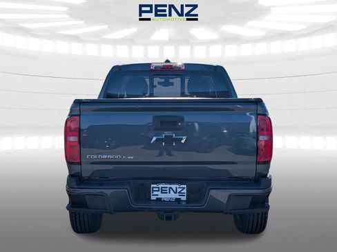 Used 2017 Chevrolet Colorado Z71 AWD/4WD image 6