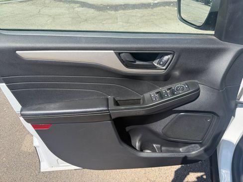 Used 2022 Ford Escape SE AWD/4WD image 12