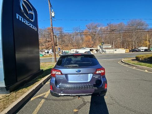 Used 2017 Subaru Outback 3.6R Limited image 6