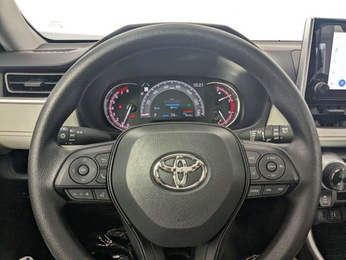 Certified 2025 Toyota RAV4 XLE w/ Convenience Package AWD/4WD image 18